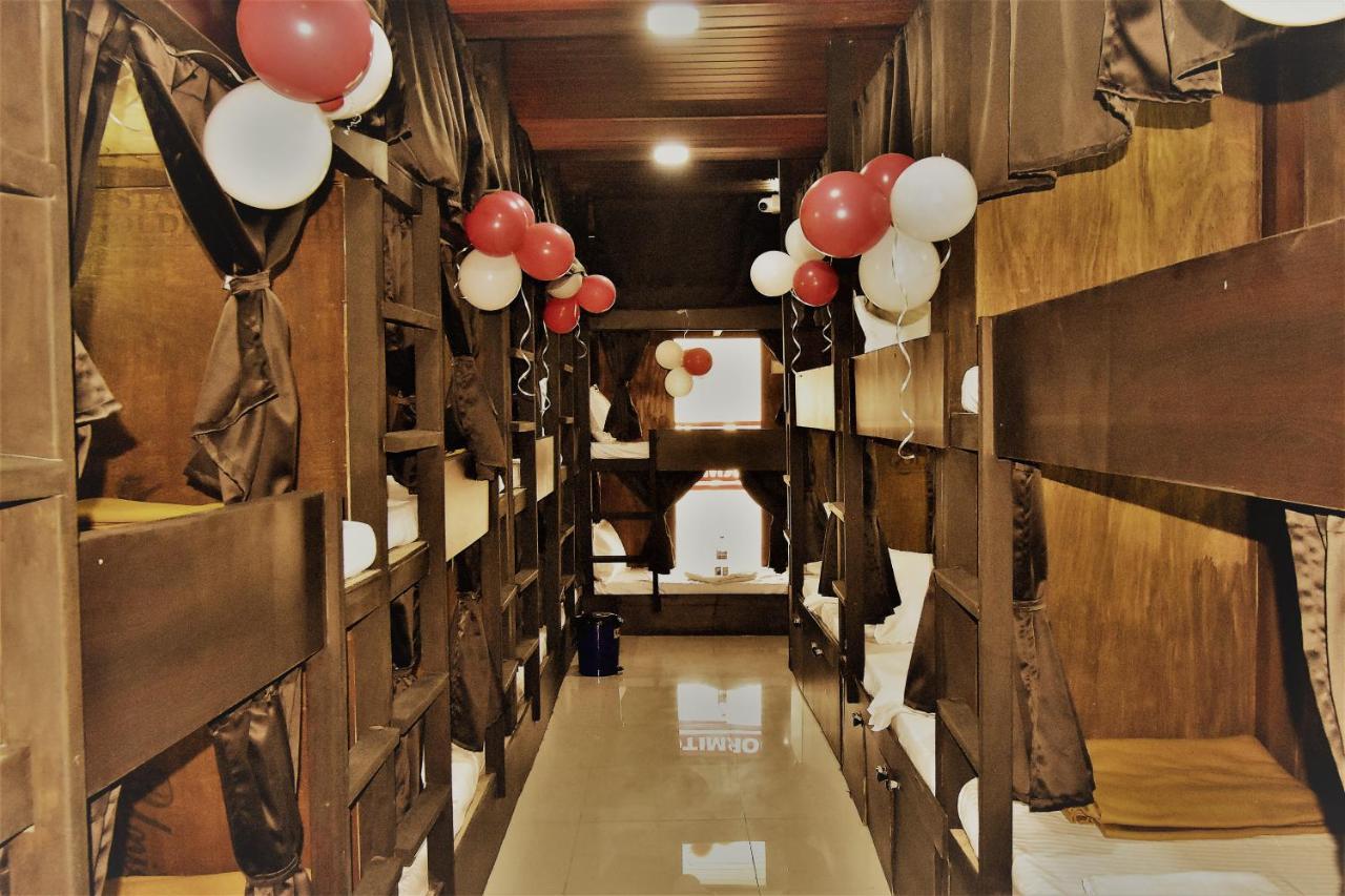 Asra Dormitory For Male And Female Mumbai Exterior foto